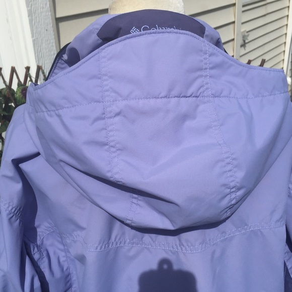 Columbia Jacket.  size Large - Picture 6 of 9